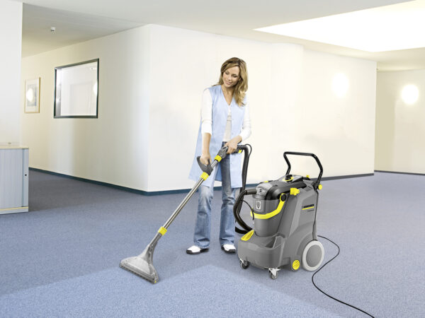 Karcher Puzzi™ 30/4 - Image 3
